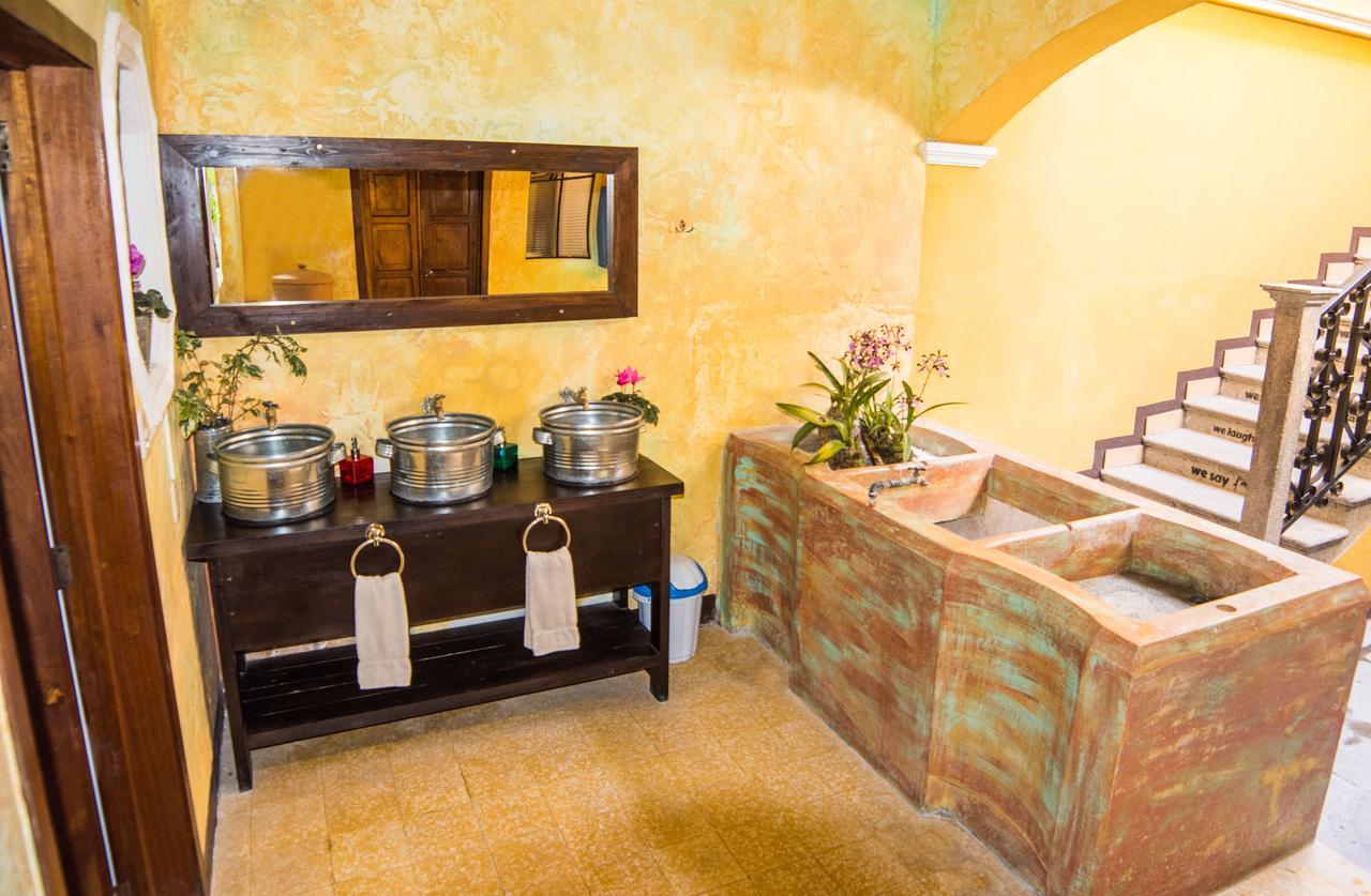 The Purpose Hostel Antigua Exterior photo